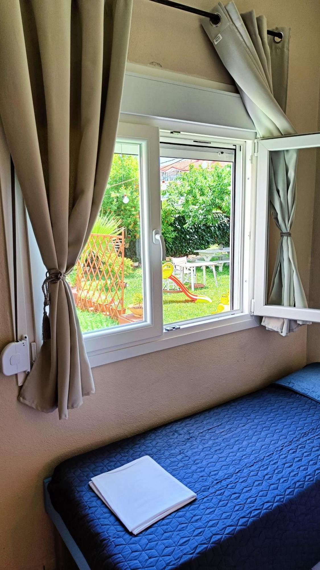 אפרטהוטל לפטוקריה Garden House Katerina מראה חיצוני תמונה